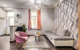 Akácfa 13 Center Budapest 2 Bedroom Apartment