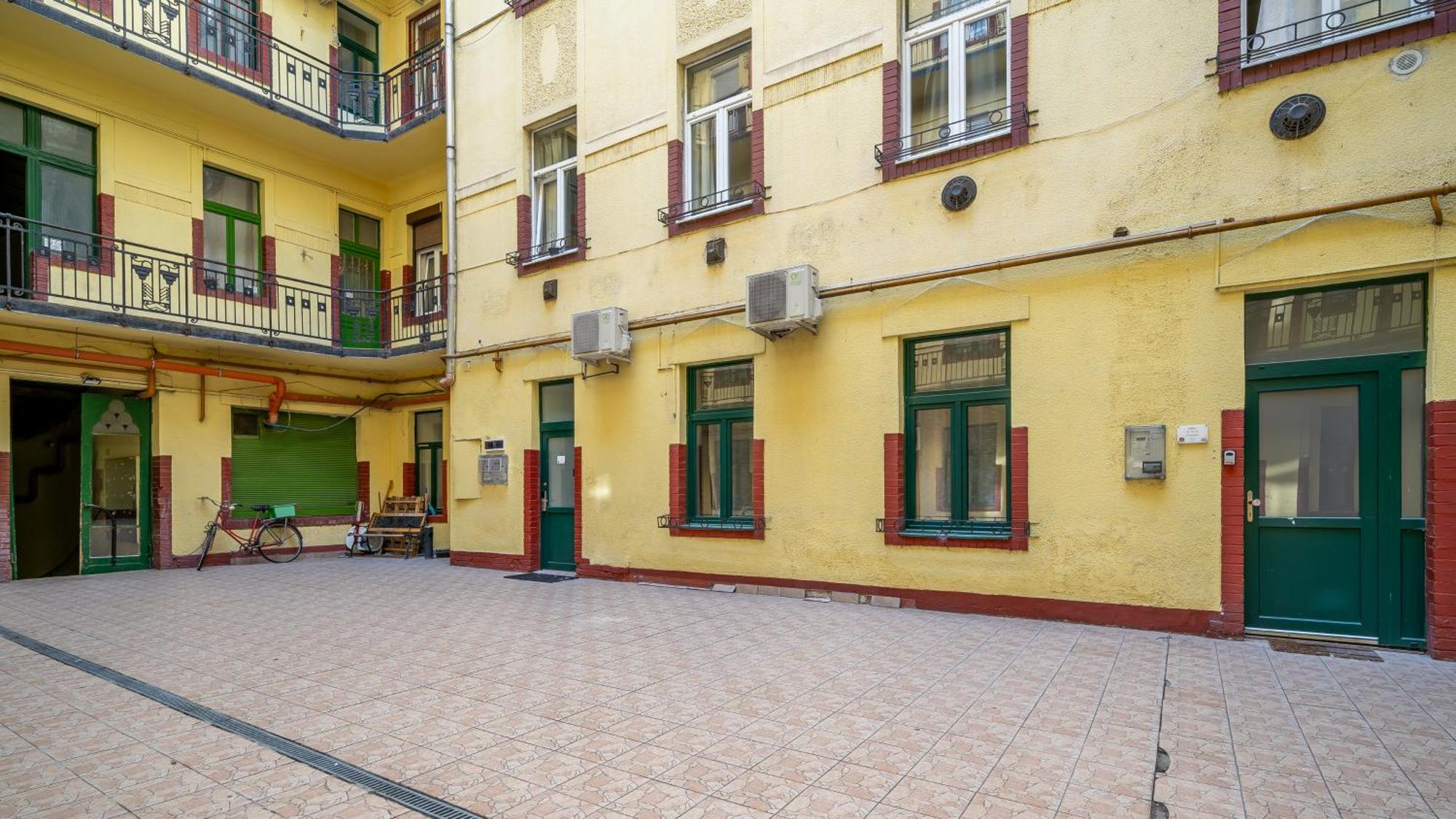 Akácfa 13 Center Budapest 2 Bedroom Apartment Esterno foto